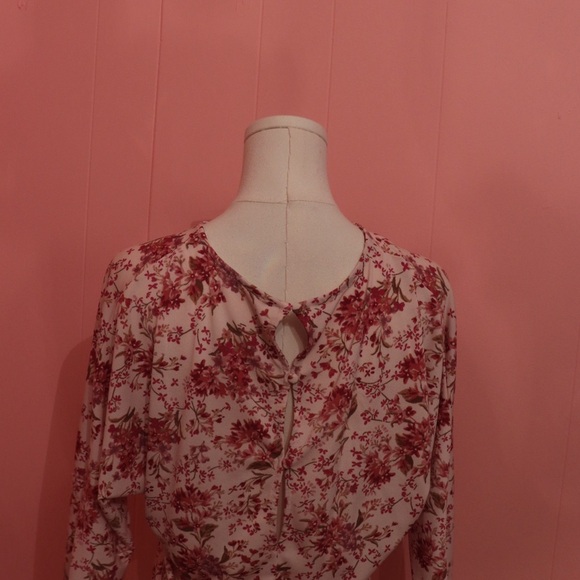 BOGO Floral Print Women's Top - Picture 3 of 4